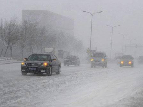 多地雨雪天气，提醒你开车注意